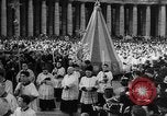 Standbild Papst Pius X Rom Italien, 1954, aus Sekunde 49 historischem Filmmaterial Videoclip 65675044582