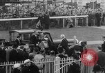 Standbild Keith Lester Piggott Epsom-downs-England, 1954, aus Sekunde 11 historischem Filmmaterial Videoclip 65675044588
