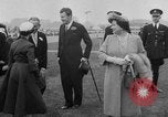 Standbild Keith Lester Piggott Epsom-downs-England, 1954, aus Sekunde 21 historischem Filmmaterial Videoclip 65675044588