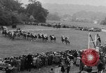 Standbild Keith Lester Piggott Epsom-downs-England, 1954, aus Sekunde 30 historischem Filmmaterial Videoclip 65675044588