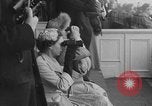 Standbild Keith Lester Piggott Epsom-downs-England, 1954, aus Sekunde 34 historischem Filmmaterial Videoclip 65675044588