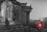 Image La ville de Varsovie détruite pendant la Seconde Guerre mondiale Varsovie Pologne, 1945, de la seconde 29 séquences d'archives historiques vidéo 65675044604
