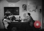 Immagine di La voce dell'America Parigi Francia, 1950, secondo 7 filmato di repertorio 65675044608