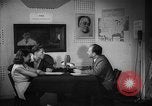 Immagine di La voce dell'America Parigi Francia, 1950, secondo 14 filmato di repertorio 65675044608