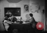 Immagine di La voce dell'America Parigi Francia, 1950, secondo 29 filmato di repertorio 65675044608