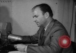 Immagine di La voce dell'America Parigi Francia, 1950, secondo 58 filmato di repertorio 65675044608