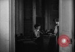 Immagine di La voce dell'America Parigi Francia, 1950, secondo 18 filmato di repertorio 65675044609