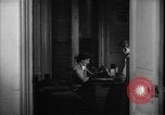 Immagine di La voce dell'America Parigi Francia, 1950, secondo 19 filmato di repertorio 65675044609