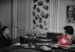 Immagine di La voce dell'America Parigi Francia, 1950, secondo 41 filmato di repertorio 65675044609