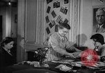 Immagine di La voce dell'America Parigi Francia, 1950, secondo 54 filmato di repertorio 65675044609