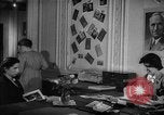 Immagine di La voce dell'America Parigi Francia, 1950, secondo 59 filmato di repertorio 65675044609