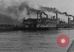 Standbild Präsident und Frau Herbert Hoover an Bord USA Greenbrier Dampf schiff Saint Louis Missouri USA, 1929, aus Sekunde 3 historischem Filmmaterial Videoclip 65675044613