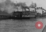 Standbild Präsident und Frau Herbert Hoover an Bord USA Greenbrier Dampf schiff Saint Louis Missouri USA, 1929, aus Sekunde 6 historischem Filmmaterial Videoclip 65675044613