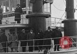 Standbild Präsident und Frau Herbert Hoover an Bord USA Greenbrier Dampf schiff Saint Louis Missouri USA, 1929, aus Sekunde 15 historischem Filmmaterial Videoclip 65675044613