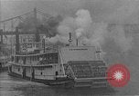 Standbild Präsident und Frau Herbert Hoover an Bord USA Greenbrier Dampf schiff Saint Louis Missouri USA, 1929, aus Sekunde 24 historischem Filmmaterial Videoclip 65675044613