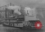 Standbild Präsident und Frau Herbert Hoover an Bord USA Greenbrier Dampf schiff Saint Louis Missouri USA, 1929, aus Sekunde 27 historischem Filmmaterial Videoclip 65675044613