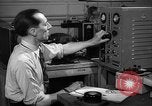 Standbild Uran Zerfall New York United States USA, 1946, aus Sekunde 23 historischem Filmmaterial Videoclip 65675044640