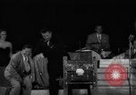 Image magicien Grossinger Russell Swann à Hotel Liberty New York USA, 1948, de la seconde 38 séquences d'archives historiques vidéo 65675044646