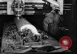 Image Fabrication de gros canons Bethlehem Pennsylvania USA, 1918, de la seconde 16 séquences d'archives historiques vidéo 65675044660