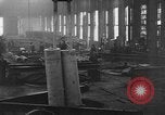 Immagine di Fabbricazione di canne Bethlehem Pennsylvania USA, 1918, secondo 19 filmato di repertorio 65675044661