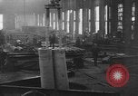 Immagine di Fabbricazione di canne Bethlehem Pennsylvania USA, 1918, secondo 20 filmato di repertorio 65675044661