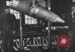 Image Fabrication de gros obus d'artillerie Bethlehem Pennsylvania USA, 1918, de la seconde 47 séquences d'archives historiques vidéo 65675044662