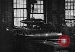Image Fabrication de gros obus d'artillerie Bethlehem Pennsylvania USA, 1918, de la seconde 52 séquences d'archives historiques vidéo 65675044662