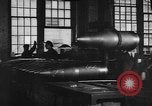 Image Fabrication de gros obus d'artillerie Bethlehem Pennsylvania USA, 1918, de la seconde 55 séquences d'archives historiques vidéo 65675044662