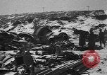 Standbild britische Soldaten Flandern Westeuropa, 1917, aus Sekunde 17 historischem Filmmaterial Videoclip 65675044672