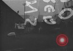 Standbild Quaker Freunde Relief Committee senden Nahrungsmittelhilfe an Russland London England Vereinigtes Königreich, 1917, aus Sekunde 1 historischem Filmmaterial Videoclip 65675044677