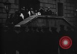 Standbild Quaker Freunde Relief Committee senden Nahrungsmittelhilfe an Russland London England Vereinigtes Königreich, 1917, aus Sekunde 43 historischem Filmmaterial Videoclip 65675044677
