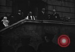 Standbild Quaker Freunde Relief Committee senden Nahrungsmittelhilfe an Russland London England Vereinigtes Königreich, 1917, aus Sekunde 59 historischem Filmmaterial Videoclip 65675044677