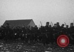 Image troupes russes Front Ouest, 1915, de la seconde 29 séquences d'archives historiques vidéo 65675044681