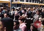 Immagine di I prigionieri di Baltimora Riot entrano nel tribunale Baltimore Maryland USA, 1968, secondo 25 filmato di repertorio 65675044688