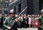 Immagine di I prigionieri di Baltimora Riot entrano nel tribunale Baltimore Maryland USA, 1968, secondo 37 filmato di repertorio 65675044688