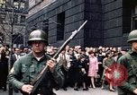 Immagine di I prigionieri di Baltimora Riot entrano nel tribunale Baltimore Maryland USA, 1968, secondo 38 filmato di repertorio 65675044688