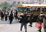 Immagine di I prigionieri di Baltimora Riot entrano nel tribunale Baltimore Maryland USA, 1968, secondo 47 filmato di repertorio 65675044688