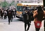 Immagine di I prigionieri di Baltimora Riot entrano nel tribunale Baltimore Maryland USA, 1968, secondo 52 filmato di repertorio 65675044688