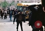 Immagine di I prigionieri di Baltimora Riot entrano nel tribunale Baltimore Maryland USA, 1968, secondo 56 filmato di repertorio 65675044688