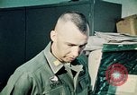 Immagine di Le truppe federali per mantenere l'ordine a Baltimore Baltimore Maryland USA, 1968, secondo 35 filmato di repertorio 65675044689
