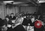 Standbild Weiber United States USA, 1956, aus Sekunde 35 historischem Filmmaterial Videoclip 65675044716