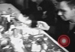 Standbild Weiber United States USA, 1956, aus Sekunde 38 historischem Filmmaterial Videoclip 65675044716