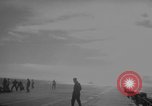 Standbild Weiber United States USA, 1956, aus Sekunde 49 historischem Filmmaterial Videoclip 65675044716