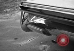 Standbild 1956 Chrysler Plymouth Plainsman Kombi Auto von Ghia Chicago Illinois USA, 1956, aus Sekunde 28 historischem Filmmaterial Videoclip 65675044718