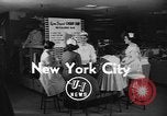 Immagine di Il sovrappeso gioventù in America New York City USA, 1955, secondo 4 filmato di repertorio 65675044722