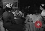Immagine di Il sovrappeso gioventù in America New York City USA, 1955, secondo 9 filmato di repertorio 65675044722