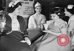 Immagine di Il sovrappeso gioventù in America New York City USA, 1955, secondo 29 filmato di repertorio 65675044722
