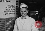 Immagine di Il sovrappeso gioventù in America New York City USA, 1955, secondo 34 filmato di repertorio 65675044722