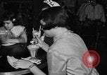 Immagine di Il sovrappeso gioventù in America New York City USA, 1955, secondo 35 filmato di repertorio 65675044722