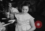 Immagine di Il sovrappeso gioventù in America New York City USA, 1955, secondo 54 filmato di repertorio 65675044722
